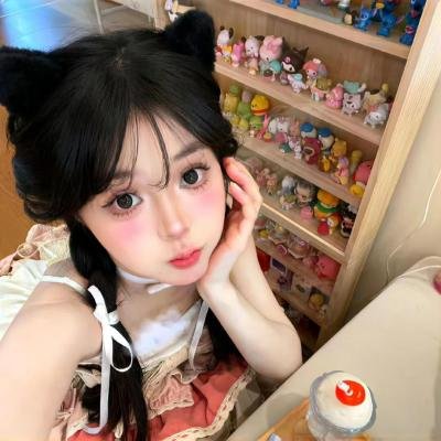 芒果和红色轮椅